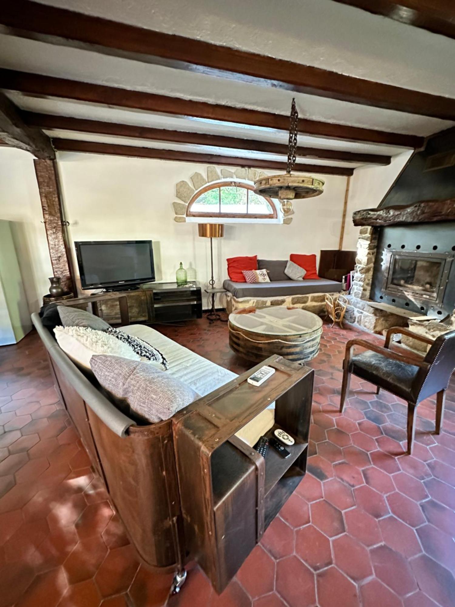 Au Coeur Du Vignoble Cognacais Villa Gondeville ภายนอก รูปภาพ